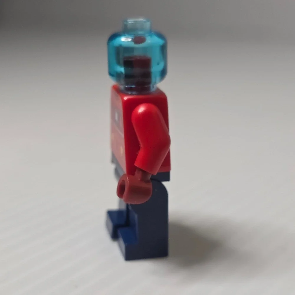 LEGO Minifigure Small‎ Red Excellent Tony Stark Christmas Sweater sh650